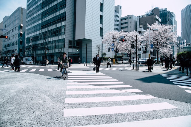蛟河为何勤工俭学对在日本的留学生的职业生涯至关重要？